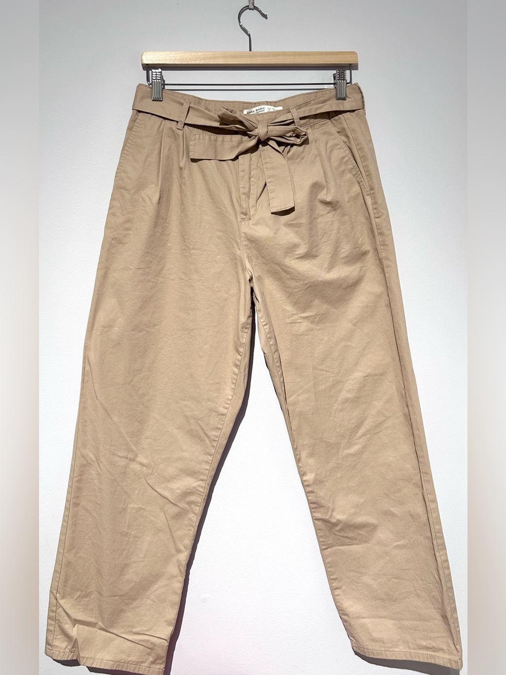 Zara Basic paperbag pants (beige)